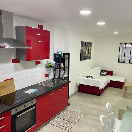 2 Great Central Apartment Las Americas